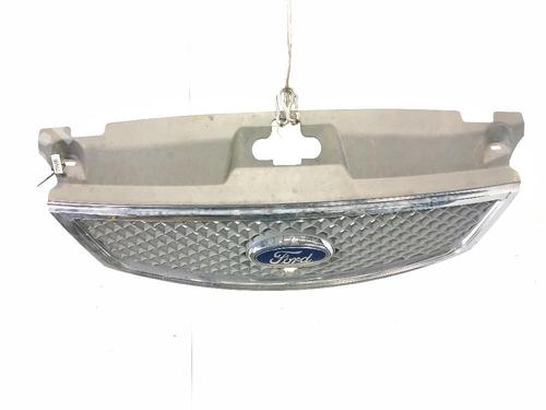 Used Grille Grille FORD MONDEO III (B5Y) 2.0 TDCi (130 hp) 35894920 35894920