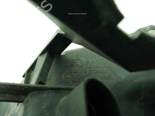 Right headlight CITROËN C4 Grand Picasso I (UA_) 2.0 HDi 138 | BP31583478C29 