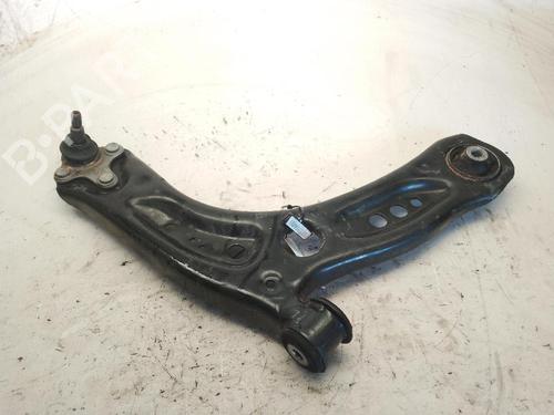 Used Right front suspension arm SEAT LEON ST (5F8) 1.2 TSI (86 hp) 24044739