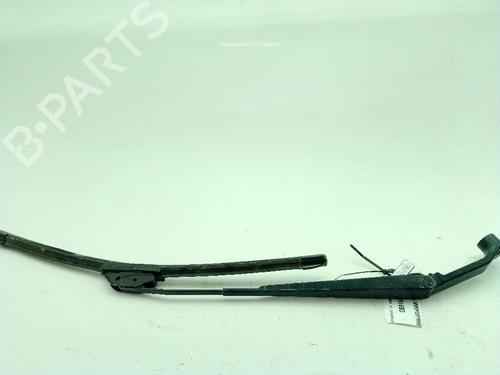 Used Front windshield wiper arm MITSUBISHI PAJERO IV (V8_W, V9_W) 3.2 DI-D 4WD (V98W, V88W) (200 hp) 30271084