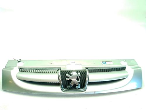 Used Grille Grille PEUGEOT PARTNER MPV (5_, G_) 1.6 HDi 90 (90 hp) 33688601 33688601