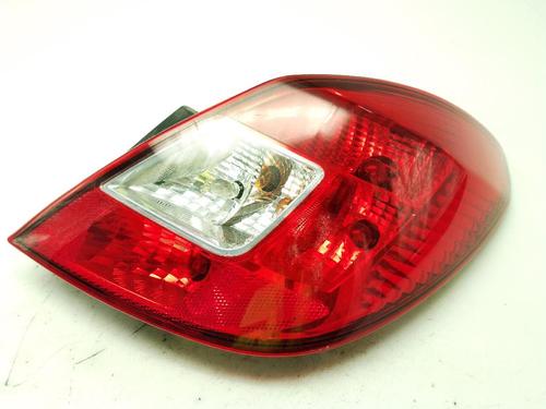 right-taillight-opel-corsa-d-s07-2006-2007-2008-2009-2010-2011-2012-2013-2014-2015-40442362 main image