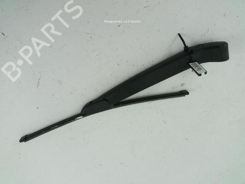 Used Rear windshield wiper arm HYUNDAI i30 (GD) 1.4 (101 hp) 18360064