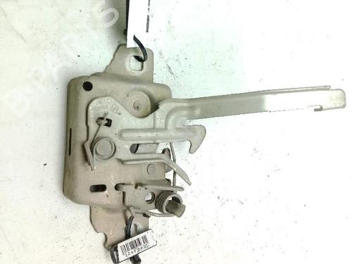 Used Hood lock MERCEDES-BENZ CITAN MPV (W415) 108 CDI (415.703) (75 hp) 30314560