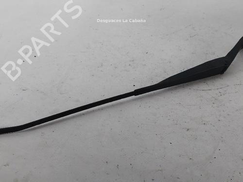 front-windshield-wiper-arm-dacia-duster-hs_-2010-2011-2012-2013-2014-2015-2016-2017-2018-24040932 main image
