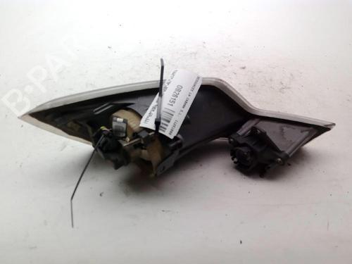 Højre Foran Tågelygte Højre Foran Tågelygte CITROËN C5 III (RD_) 2.0 HDi 140 (RDRHF8, RDRHFA, RDRHA8, RDRHAJ) (140 hp) 33871574 33871574