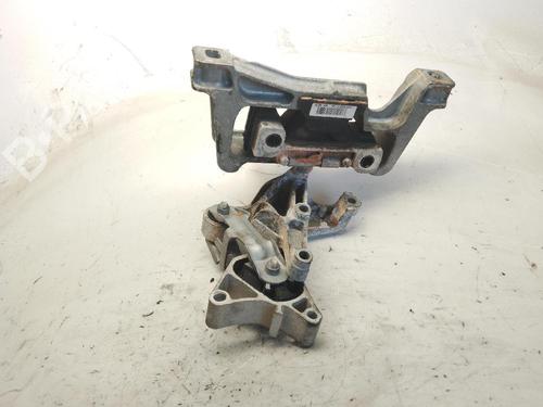 Engine mount MERCEDES-BENZ A-CLASS (W176) A 180 CDI / d (176.012) | BP25019232M89 