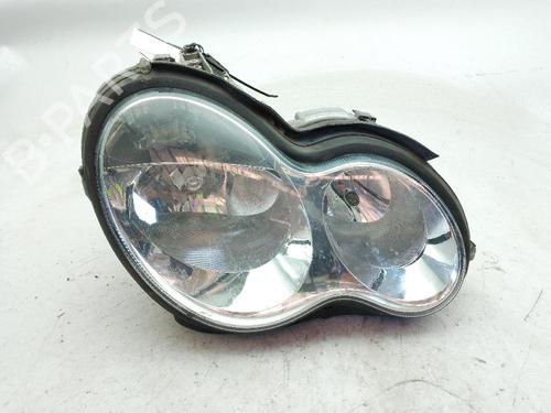 Used Right headlight MERCEDES-BENZ C-CLASS (W203) [2000-2007]  26233240