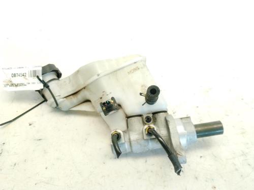 Used Brake master cylinder HYUNDAI i30 (GD) 1.4 CRDi (90 hp) 29449466