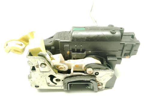 rear-left-lock-dacia-duster-hs_-2010-2011-2012-2013-2014-2015-2016-2017-2018-39739258 main image