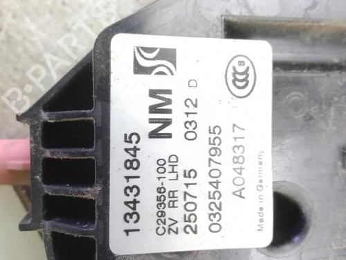 Høyre bak lås OPEL CORSA E (X15) 1.3 CDTI (08, 68) | BP24046111C99 
