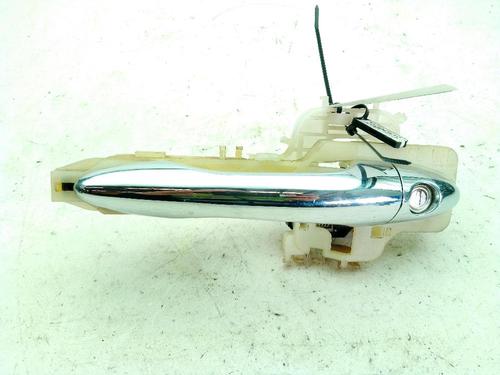Used Front left exterior door handle KIA SPORTAGE III (SL) 2.0 CRDi (136 hp) 24045450