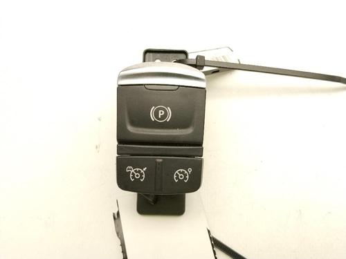 Used Switch Switch RENAULT TALISMAN (LP_) 1.7 Blue dCi 120 (LPA7) (120 hp) 32515843 32515843