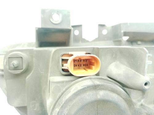 Left headlight RENAULT ESPACE III (JE0_) 2.0 16V (JE0N, JE0L, JE02) | BP29421447C28 