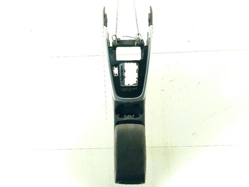 Used Middle console Middle console AUDI Q5 (8RB) 2.0 TDI quattro (170 hp) 27979531 27979531