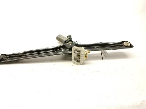 Used Front right window mechanism Front right window mechanism IVECO DAILY VI Van 33S14, 35S14, 35C14, 42S14 (136 hp) 40121774 40121774