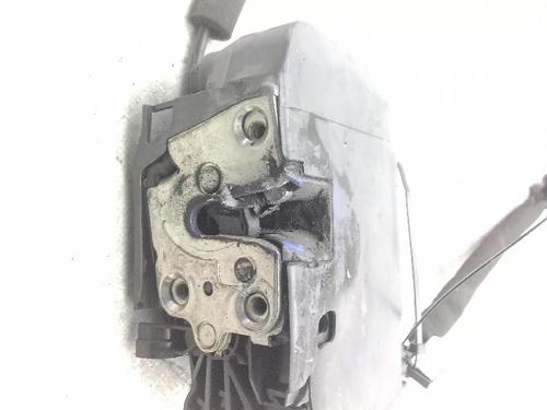 Used Front left lock Front left lock IVECO DAILY VI Platform/Chassis 35S17, 35C17, 40C17, 45S17,45C17, 50C17, 60C17, 65C17,... (170 hp) 24001315 24001315