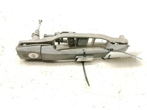 Used Front right exterior door handle Front right exterior door handle 37019183 37019183