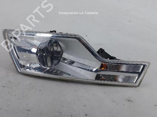 Used Left front fog light Left front fog light CITROËN C5 III (RD_) 2.0 HDi 140 (RDRHF8, RDRHFA, RDRHA8, RDRHAJ) (140 hp) 31989976 31989976
