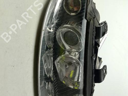 Used Right headlight Right headlight AUDI A4 B6 (8E2) 2.5 TDI (163 hp) 33811532 33811532