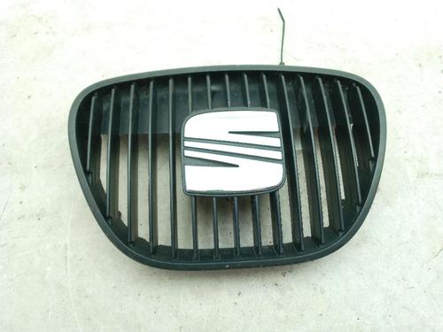 Used Grille SEAT IBIZA III (6L1) 1.4 16V (75 hp) 23999575