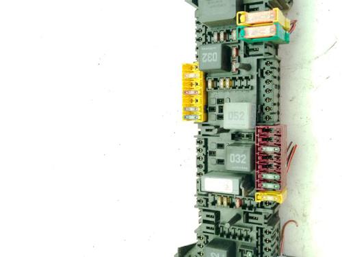 Used Fuse box Fuse box 37067328 37067328