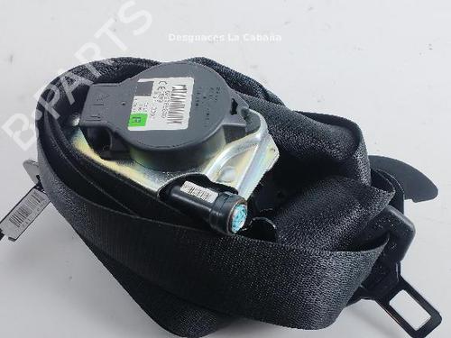 Used Front right seatbelt Front right seatbelt MERCEDES-BENZ C-CLASS (W205) C 220 BlueTEC / d (205.002, 205.004) (170 hp) 31988644 31988644