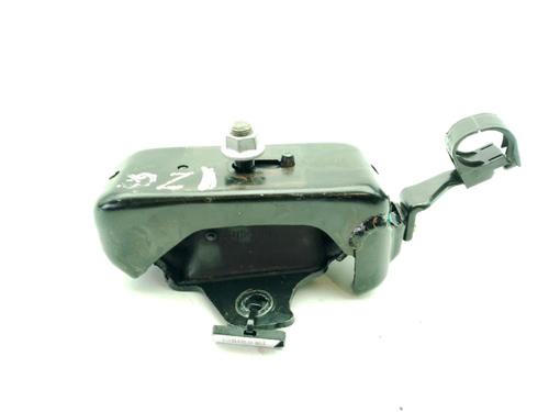 Used Engine mount Engine mount TOYOTA HILUX VIII Pickup (_N1_) 2.4 D (GUN112_, GUN122_, GUN135_, GUN120_, GUN135R,... (150 hp) 32978477 32978477