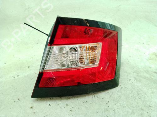 Used Right taillight SKODA FABIA III (NJ3) 1.0 (60 hp) 26306617