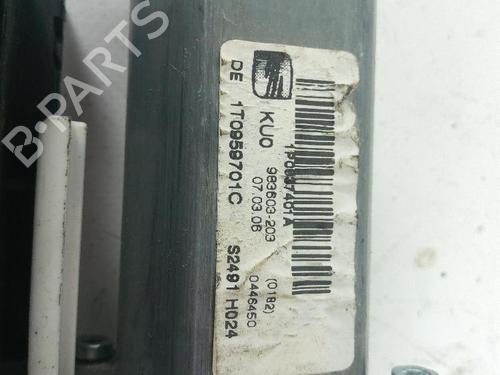 Left front window motor SEAT LEON (1P1) 1.9 TDI | BP24042370E21 - Image 3