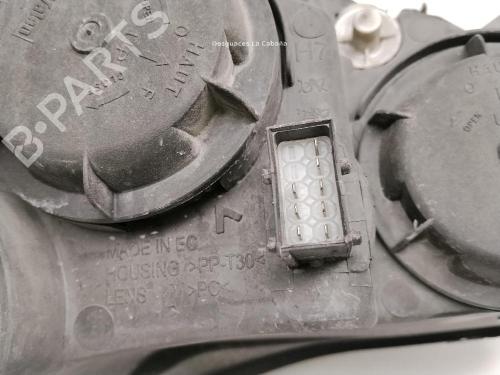 Left headlight OPEL CORSA C (X01) 1.3 CDTI (F08, F68) | BP40523822C28 - Image 4