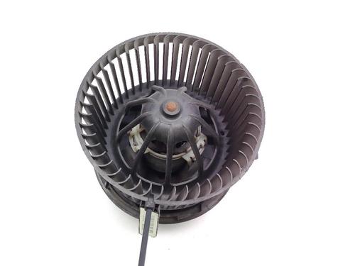 Used Heater blower motor RENAULT MEGANE II (BM0/1_, CM0/1_) 2.0 16V (BM0U, CM0U) (135 hp) 25909729