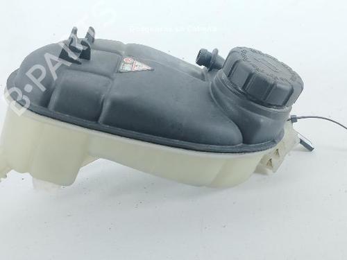Ekpansionstank MERCEDES-BENZ GLA-CLASS (X156) GLA 220 CDI (156.903) (170 hp) 31990299