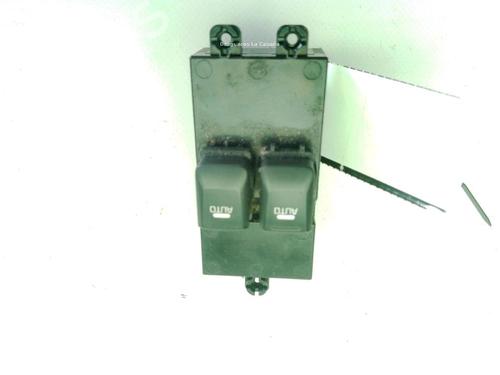 Used Left front window switch Left front window switch KIA CEE'D (JD) 1.4 CRDi 90 (90 hp) 33905272 33905272
