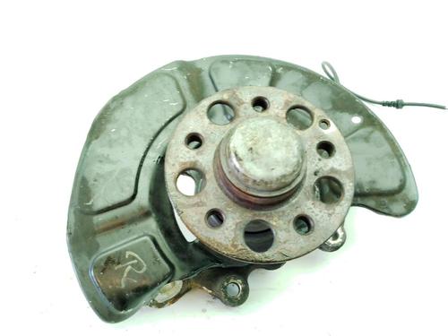 Used Left front steering knuckle Left front steering knuckle MERCEDES-BENZ E-CLASS (W212) E 300 CDI / BlueTEC (212.020, 212.021, 212.027) (231 hp) 34003072 34003072