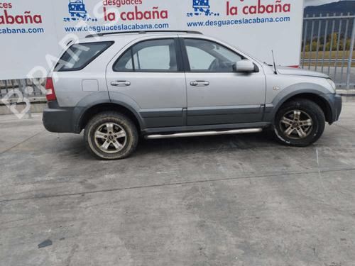 Left mirror KIA SORENTO I (JC) 2.5 CRDi 4WD | BP29021882C26 