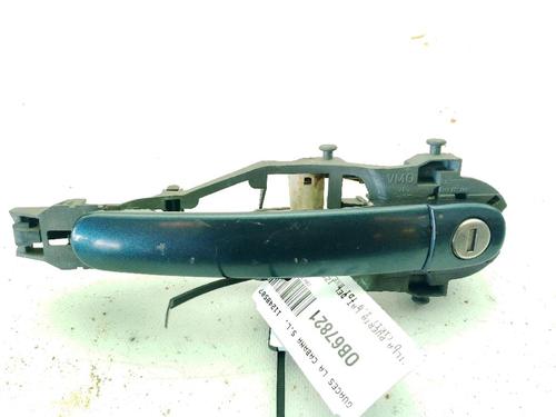 Used Front left exterior door handle Front left exterior door handle VW GOLF V (1K1) 1.9 TDI (105 hp) 28449528 28449528