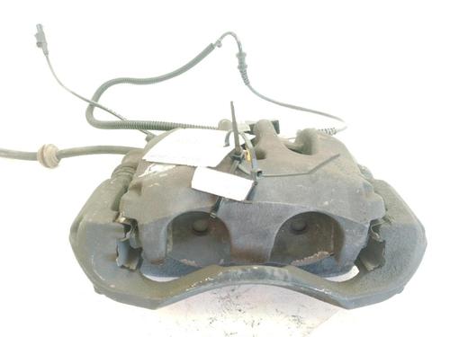 Used Right front brake caliper Right front brake caliper 37414898 37414898