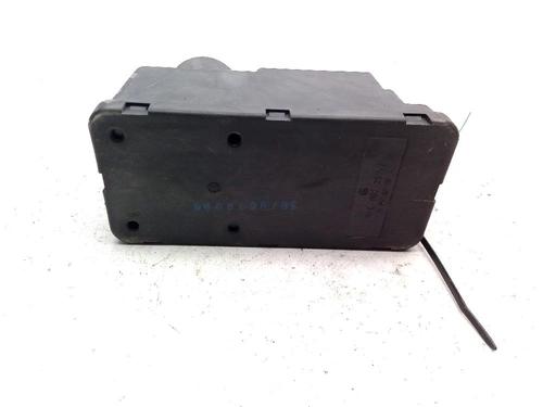 Used Central lock pump VW GOLF III (1H1) 1.6 (101 hp) 28208920