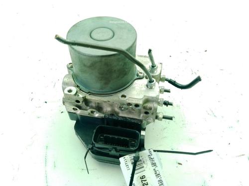 Used ABS pump TOYOTA URBAN CRUISER (_P1_) 1.33 (NSP110_, NSP110) (101 hp) 30803318