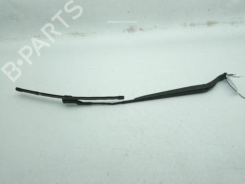 Used Front windshield wiper arm PEUGEOT 208 II (UB_, UP_, UW_, UJ_) 1.2 PureTech 100 (101 hp) 24047819