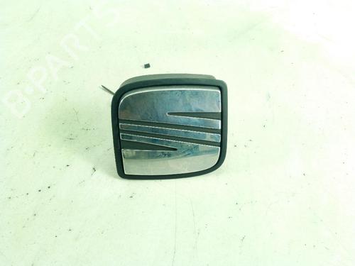 Used Tailgate handle SEAT LEON (1P1) 1.9 TDI (105 hp) 27925083