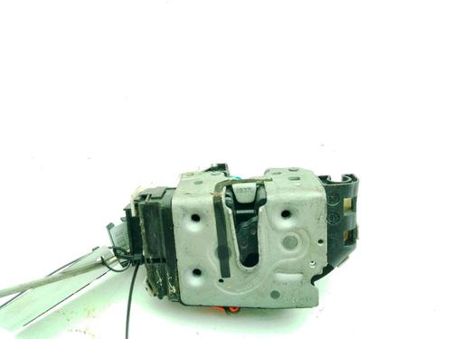 Used Front left lock CHRYSLER GRAND VOYAGER V (RT) 2.8 CRD (163 hp) 31583422