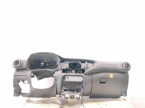 Used Dashboard Dashboard NISSAN JUKE (F16_) 1.0 (114 hp) 40492326 40492326