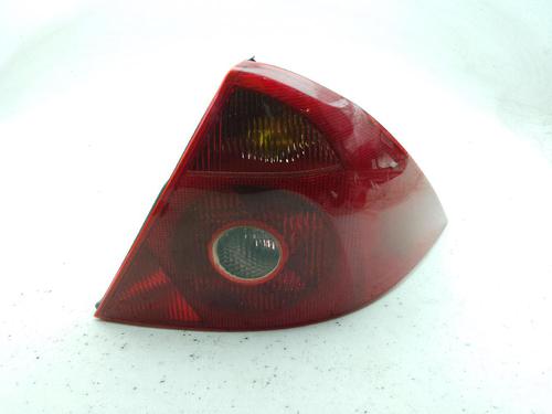 Right taillight FORD MONDEO III Saloon (B4Y) 2.0 16V TDDi / TDCi | BP24051209C35 