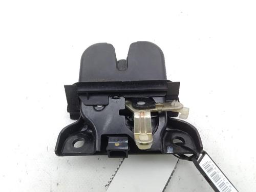 Used Tailgate lock AUDI A3 (8L1) 1.6 (102 hp) 24003234