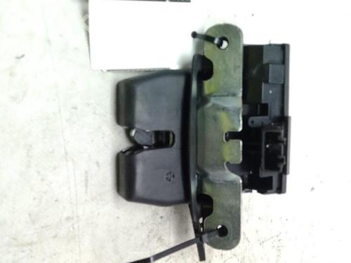 Used Tailgate lock FORD FIESTA VI (CB1, CCN) 1.0 EcoBoost (125 hp) 30271160