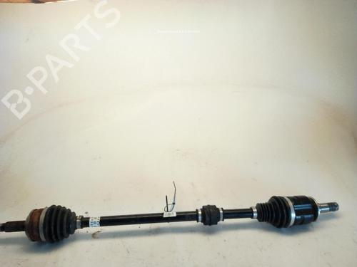 Used Right front driveshaft TOYOTA YARIS CROSS (MXP_) 1.5 Hybrid (MXPJ10) (116 hp) 26314663