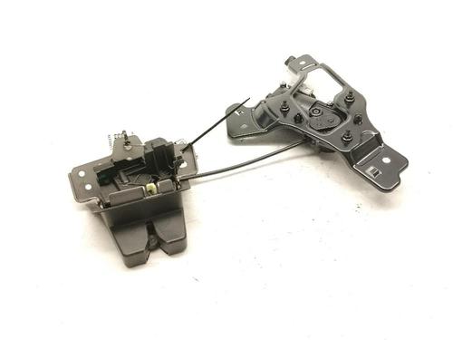 tailgate-lock-lynk-co-01-2017-38795061 main image