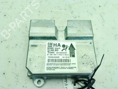 Used ECU airbags ECU airbags OPEL CORSA D (S07) 1.3 CDTI (L08, L68) (90 hp) 29821779 29821779